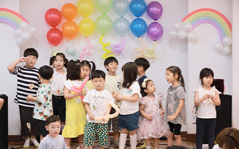 상반기 생일파티 썸네일